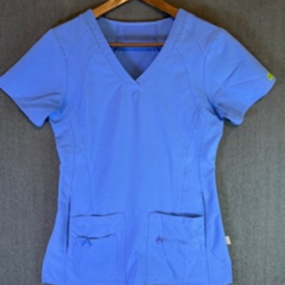 Med Couture Women's Activate Flow Yoga Scrub set. Seal blue size XS.